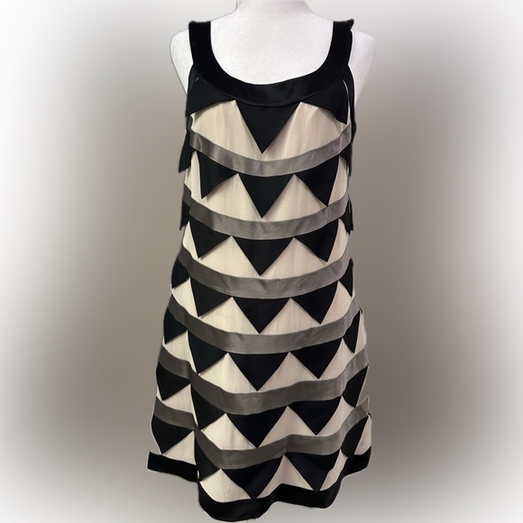 Temperley London Dresses & Skirts - Temperley London Black & Dune 100% Silk Shift Geometric Midi Dress US6 NWT $1300